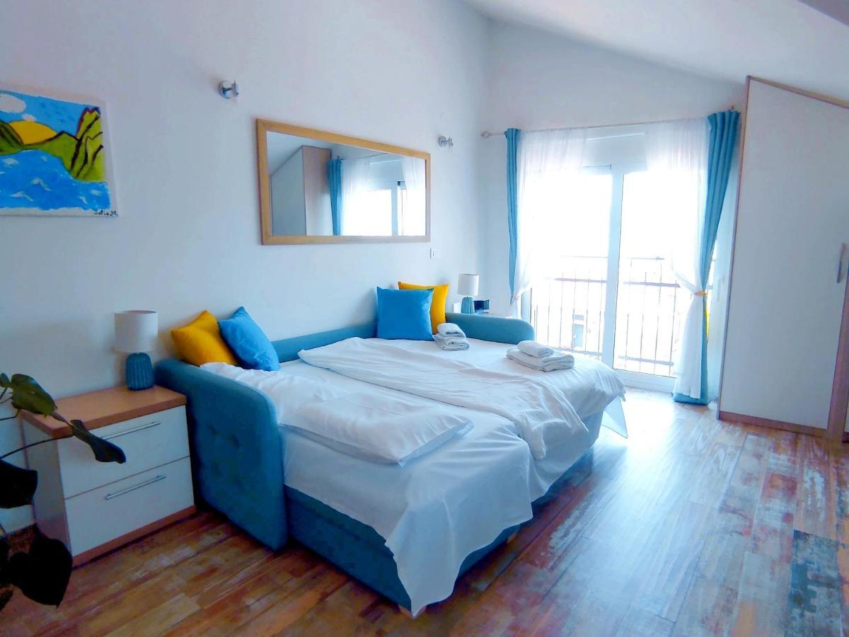 Bayview Studio Apartment Tivat Exterior foto