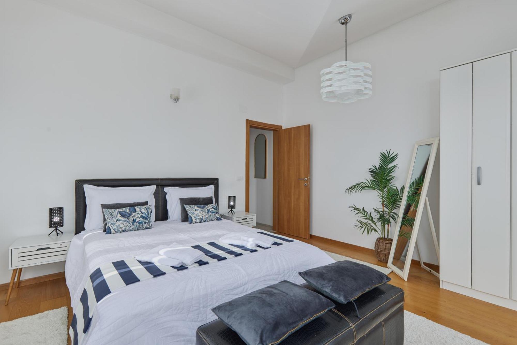 Bayview Studio Apartment Tivat Exterior foto